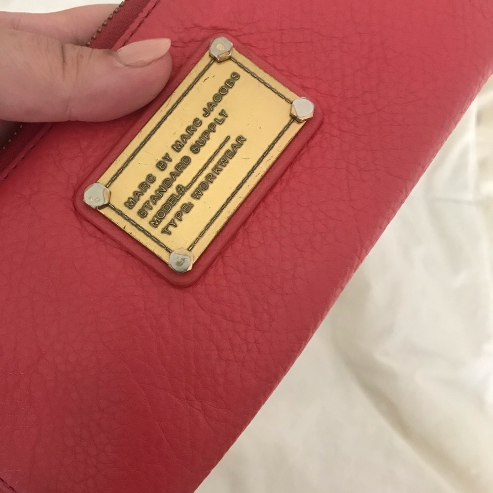 Marc Jacobs wallet
